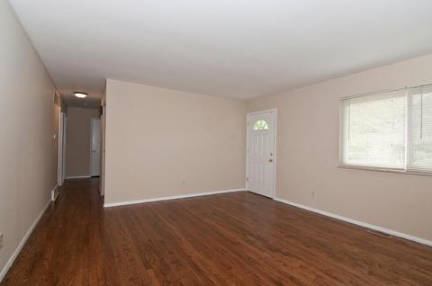 1336 Randomhill Rd, Cincinnati, OH 45231 photo 2