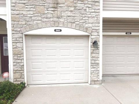 944 Crossing Pointe, Cincinnati, OH 45231 photo 2
