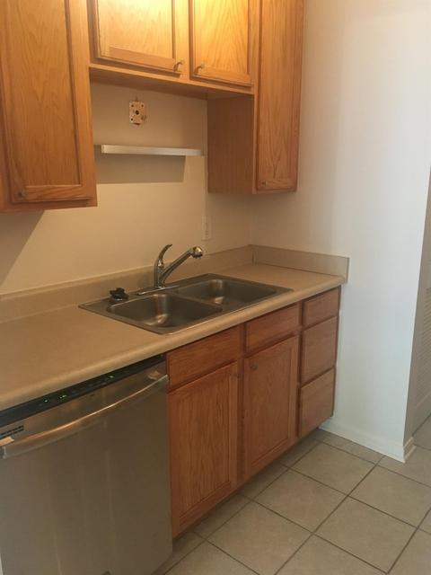 2422 Buddleia Ct, Cincinnati, OH 45239 photo 5