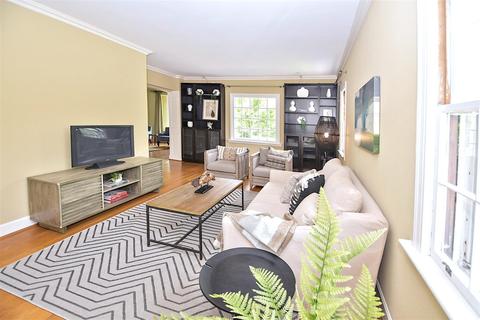 3529 Observatory Ave, Cincinnati, OH 45208 photo 9