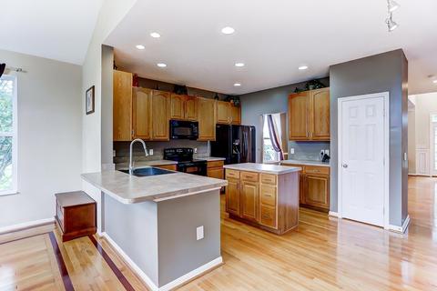 1024 Spruce Gln, Morrow, OH 45152 photo 6