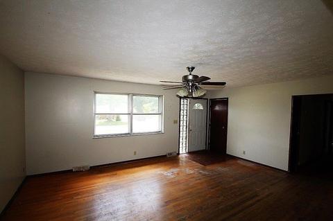 4275 Wuebold Ln, Cincinnati, OH 45245 photo 5