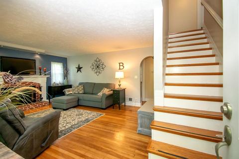 3924 May St, Cincinnati, OH 45245 photo 4