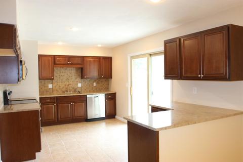 604 Mercury Dr, Cincinnati, OH 45244 photo 7