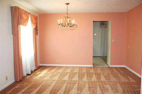 1459 Pinebluff Ln, Cincinnati, OH 45255 photo 3