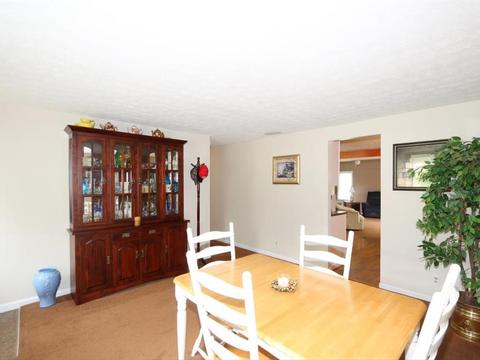 714 Winding Way, Cincinnati, OH 45245 photo 3