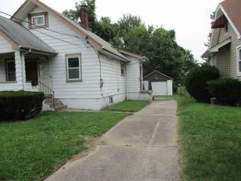 7569 Ross Ave, Cincinnati, OH 45237 photo 2
