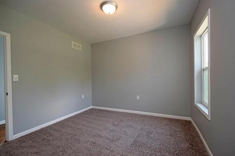 4723 Ward St, Cincinnati, OH 45227 photo 18