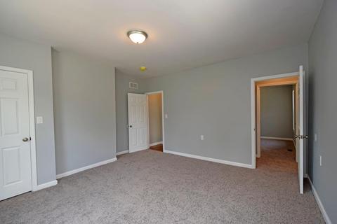 4723 Ward St, Cincinnati, OH 45227 photo 22