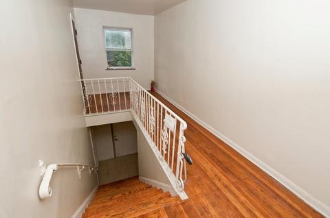 2921 Marshall Ave, Cincinnati, OH 45220 photo 6