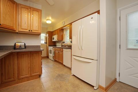 6878 Edmar Ct, Cincinnati, OH 45239 photo 9