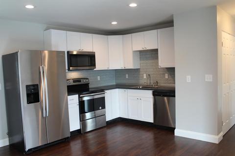 12197 Westerly Dr, Cincinnati, OH 45231 photo 2