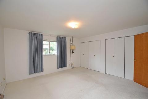 1016 Springbrook Dr, Cincinnati, OH 45224 photo 10