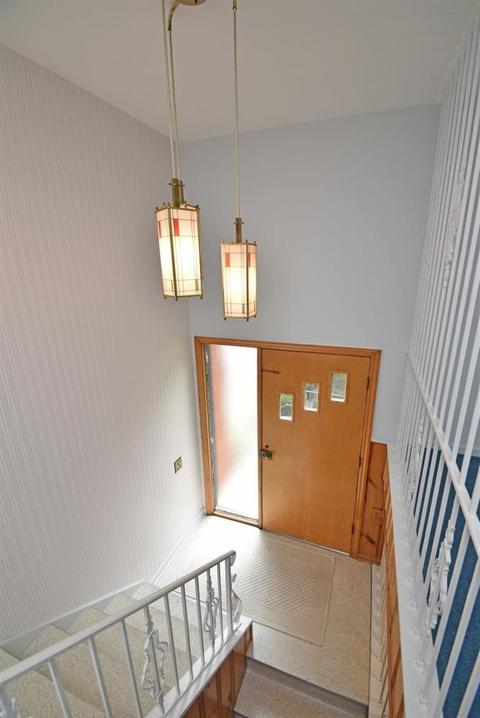 1016 Springbrook Dr, Cincinnati, OH 45224 photo 2
