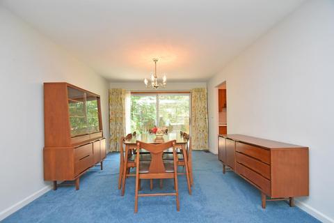 1016 Springbrook Dr, Cincinnati, OH 45224 photo 5