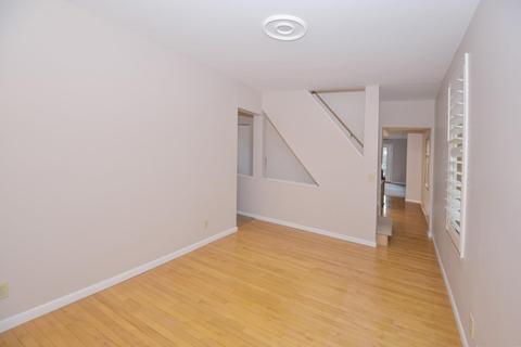 3154 Markbreit Ave, Cincinnati, OH 45209 photo 8
