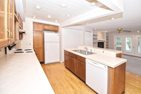 3154 Markbreit Ave, Cincinnati, OH 45209 photo 5