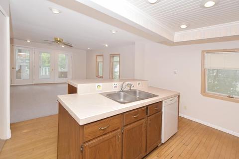 3154 Markbreit Ave, Cincinnati, OH 45209 photo 6