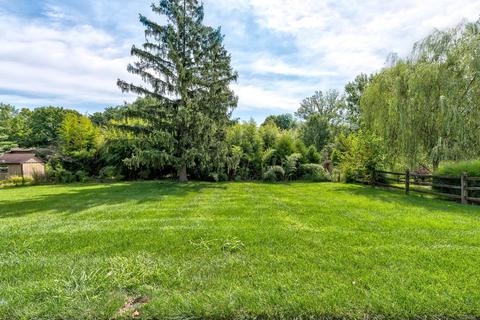 966 Summit Ave, Glendale, OH 45246 photo 21