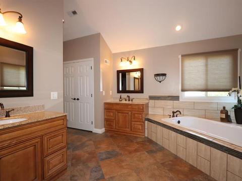 8148 Startinggate Ln, Cincinnati, OH 45249 photo 17
