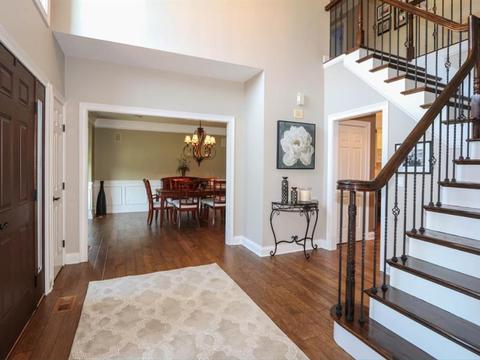 8148 Startinggate Ln, Cincinnati, OH 45249 photo 5