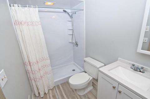 1513 Acreview Dr, Cincinnati, OH 45240 photo 9