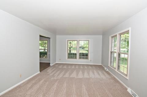 1513 Acreview Dr, Cincinnati, OH 45240 photo 7