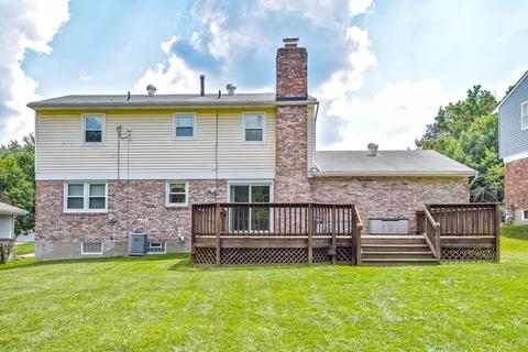 1030 Ironstone Dr, Forest Park, OH 45240 photo 3