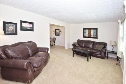 1030 Ironstone Dr, Forest Park, OH 45240 photo 7