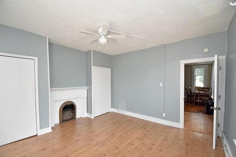951 Hatch St, Cincinnati, OH 45202 photo 4
