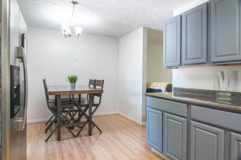 10311 Hawkhurst Dr, Cincinnati, OH 45231 photo 4