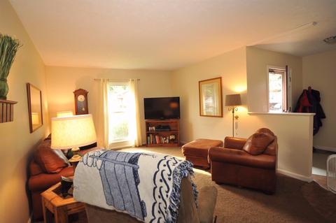140 Pinecone Ln, Springboro, OH 45066 photo 2
