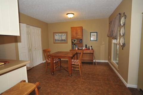 140 Pinecone Ln, Springboro, OH 45066 photo 7
