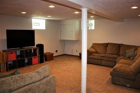 4324 Cappel Dr, Cincinnati, OH 45205 photo 7