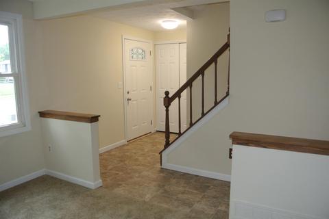 2770 Kimberly Dr, Maineville, OH 45039 photo 3