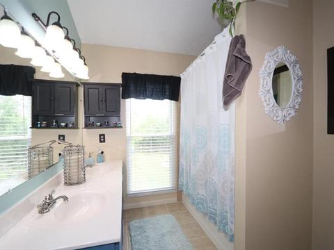 7864 Wainwright Ln, Maineville, OH 45039 photo 14