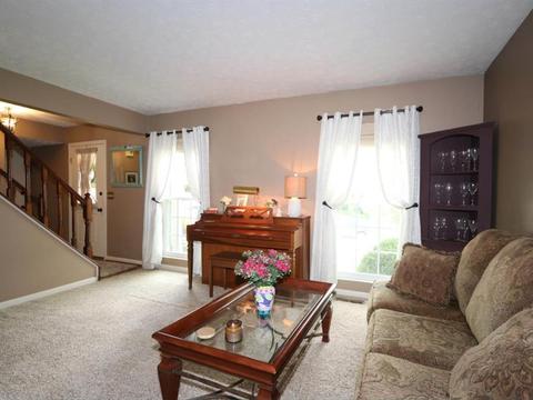 7864 Wainwright Ln, Maineville, OH 45039 photo 4