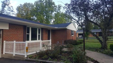 517 Iris Ln, Cincinnati, OH 45255 photo 2
