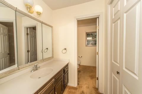 8774 Birchbark Dr, Cincinnati, OH 45249 photo 11