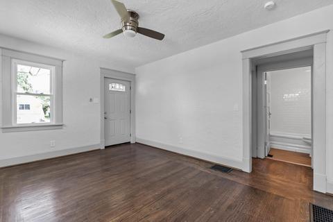 6833 Roe St, Cincinnati, OH 45227 photo 2