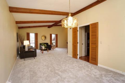 529 Shade Rd, Cincinnati, OH 45255 photo 8