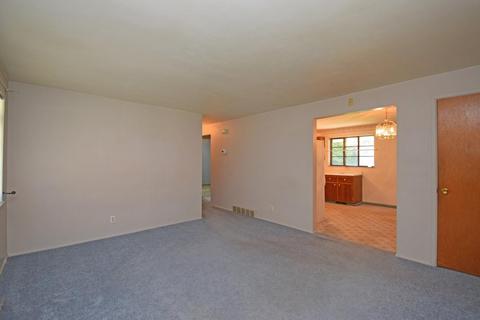 2441 Jasper Ct, Cincinnati, OH 45231 photo 7