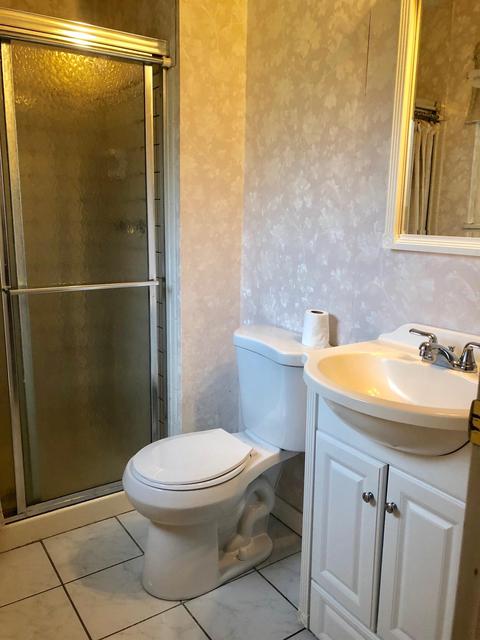 1446 Hazelgrove Dr, Cincinnati, OH 45240 photo 8