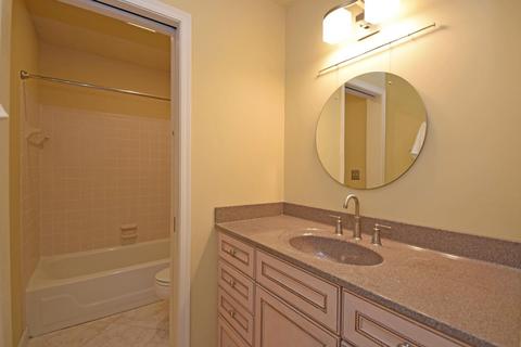 7770 Coldstream Woods Dr, Cincinnati, OH 45255 photo 17