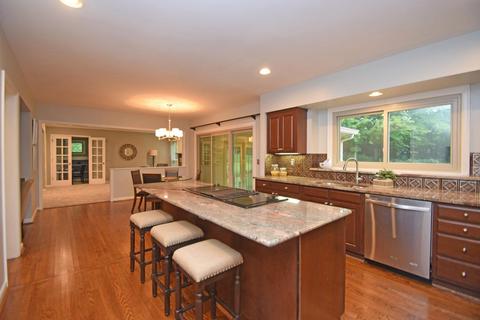 7770 Coldstream Woods Dr, Cincinnati, OH 45255 photo 9