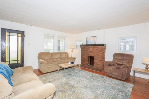 3825 Ebenezer Rd, Cincinnati, OH 45248 photo 3
