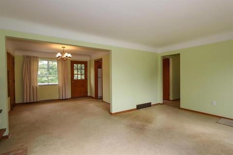 12169 Eaglescout Ct, Cincinnati, OH 45249 photo 3
