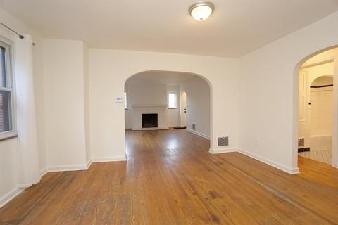 7028 Bramble Ave, Cincinnati, OH 45227 photo 6