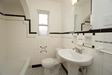 7028 Bramble Ave, Cincinnati, OH 45227 photo 12