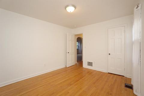 7028 Bramble Ave, Cincinnati, OH 45227 photo 16